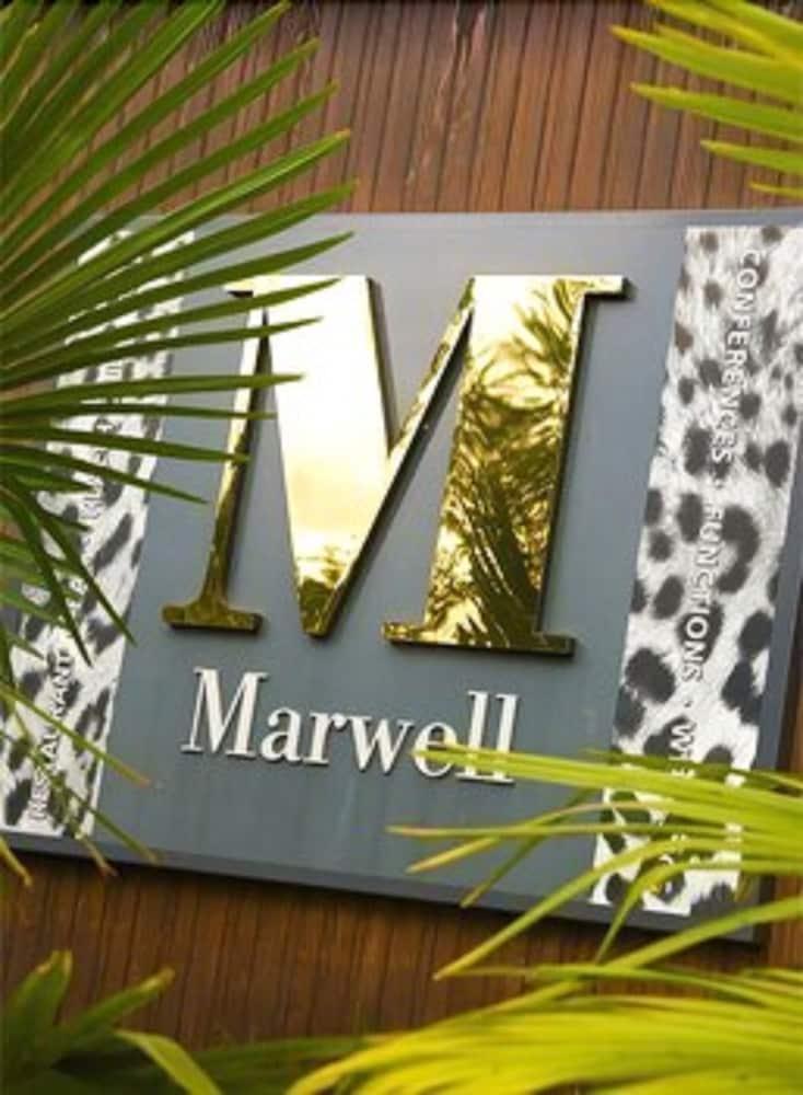 Marwell Hotel Winchester South Exterior photo