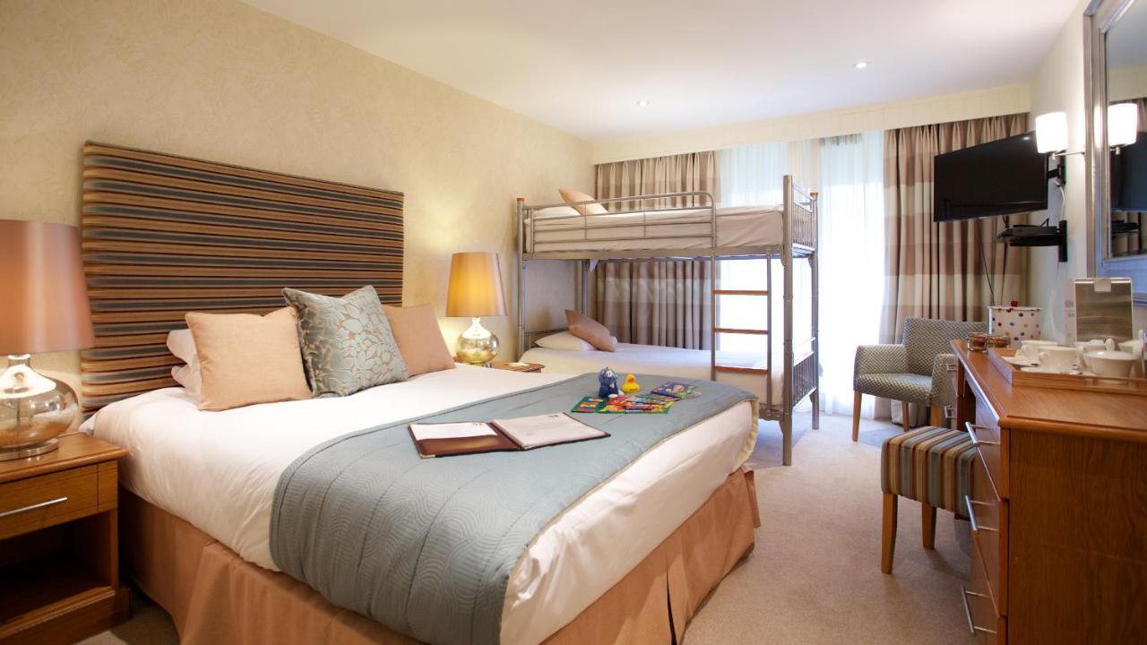 Marwell Hotel Winchester South Exterior photo