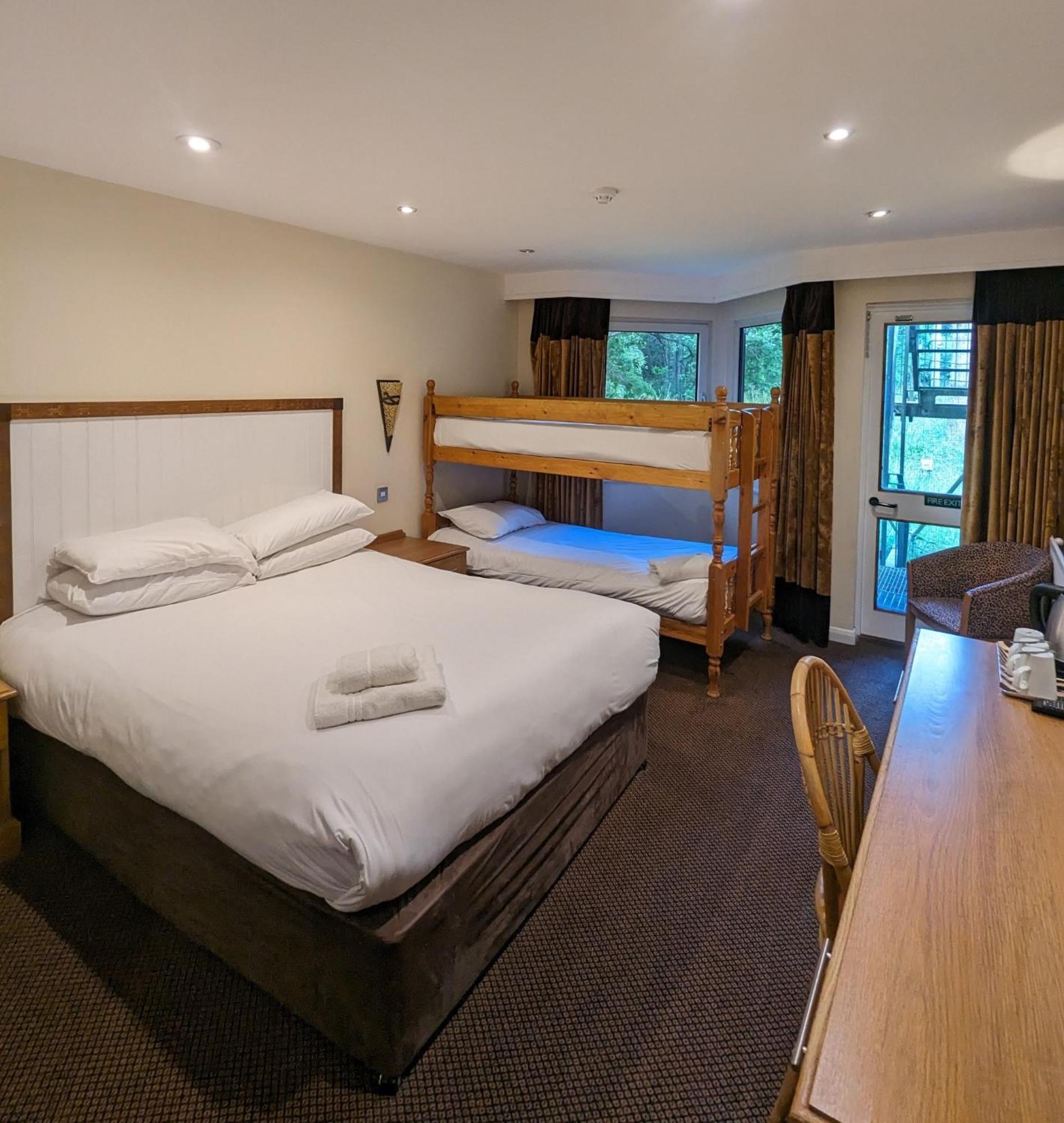 Marwell Hotel Winchester South Exterior photo